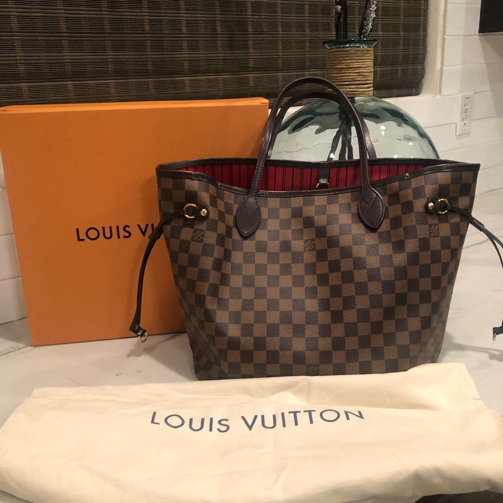 Authentic Louis Vuitton Neverfull MM
